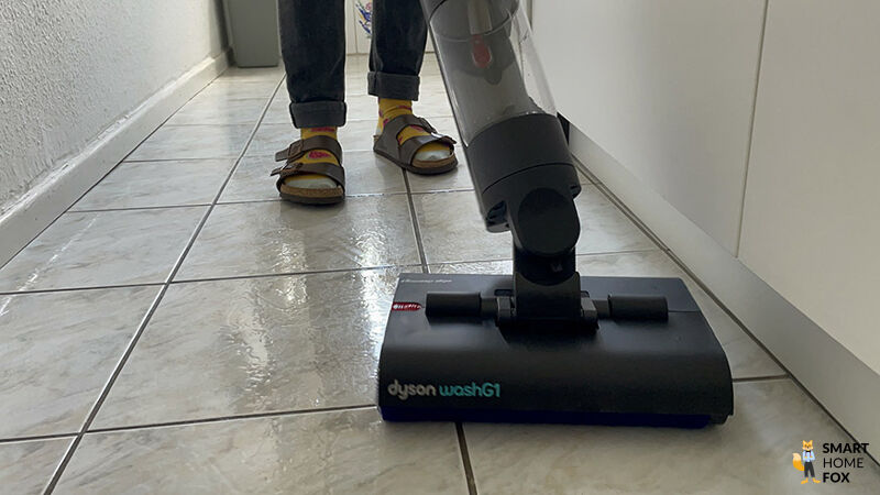 Dyson Wash G1 Reinigung auf Fliesen